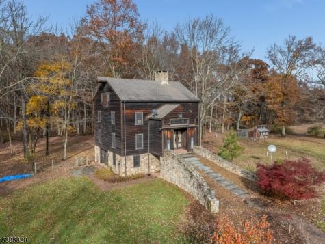 140 Driftway East Union NJ 08827