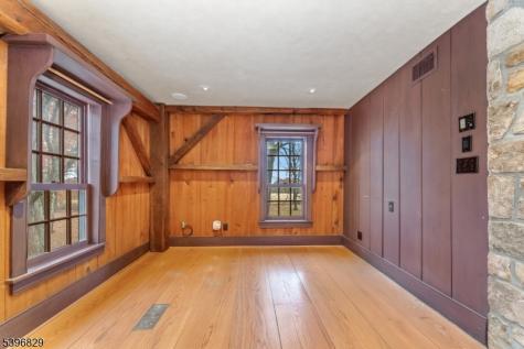 140 Driftway East Union NJ 08827