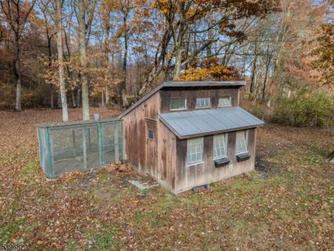 140 Driftway East Union NJ 08827