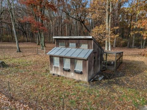 140 Driftway East Union NJ 08827
