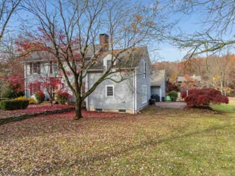 140 Driftway East Union NJ 08827
