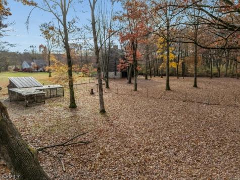 140 Driftway East Union NJ 08827