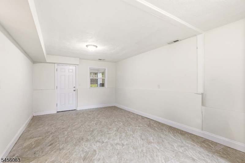 760 Harrison Avenue Roselle NJ 07203