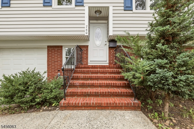 760 Harrison Avenue Roselle NJ 07203