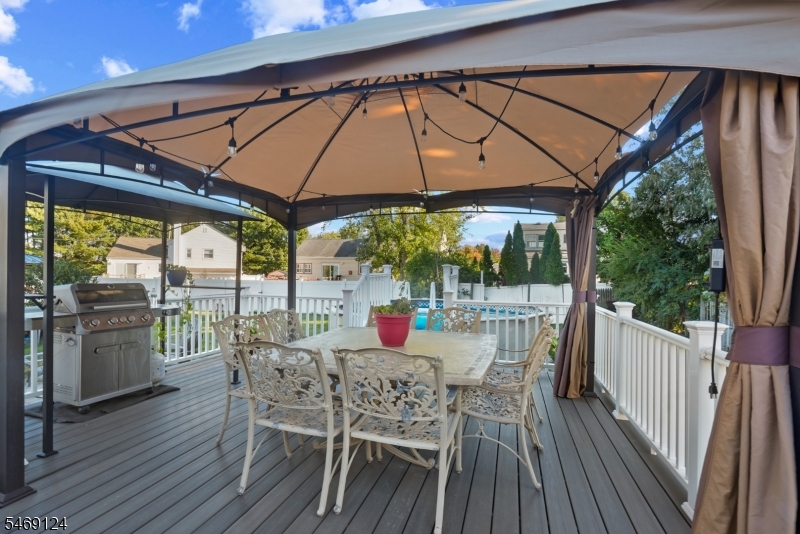 153 Whitman Avenue Edison NJ 08817