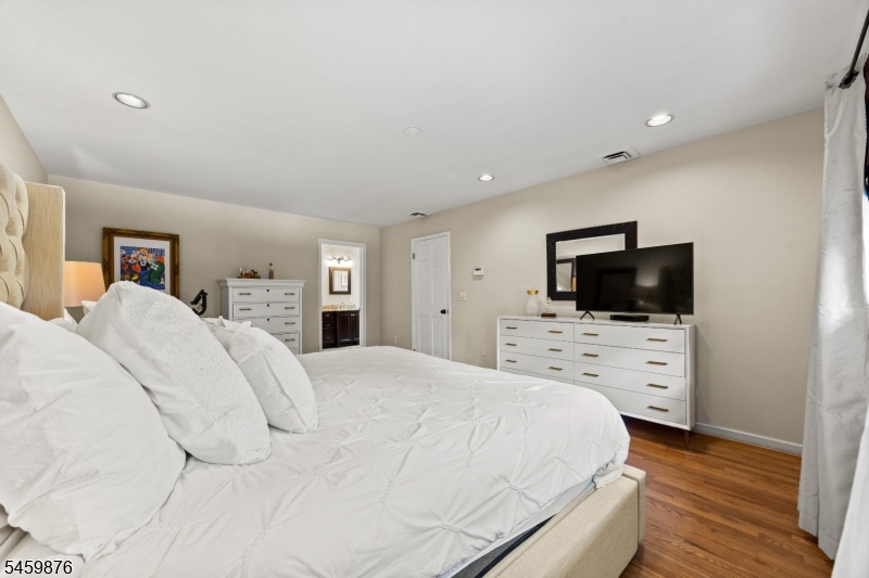 6 White Oak Lane Montville NJ 07045
