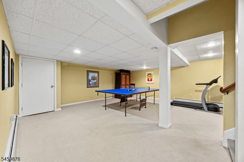 6 White Oak Lane Montville NJ 07045