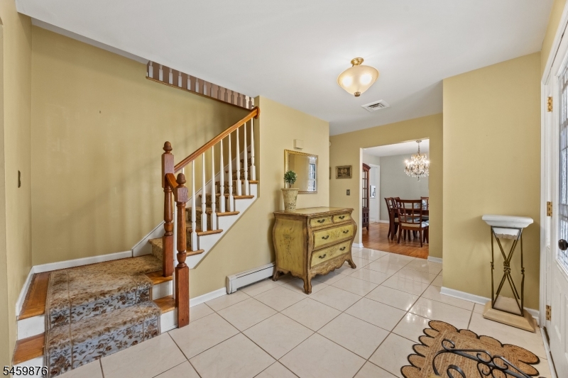 6 White Oak Lane Montville NJ 07045