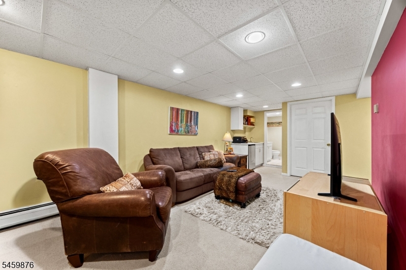 6 White Oak Lane Montville NJ 07045