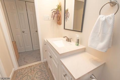 57 Oriole Drive Allamuchy NJ 07840
