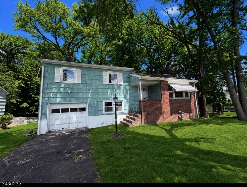 941 Cabot Avenue Union NJ 07083