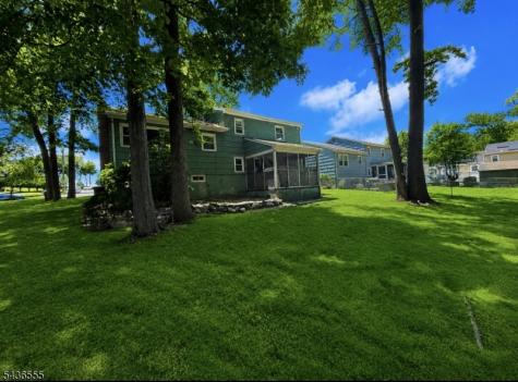 941 Cabot Avenue Union NJ 07083