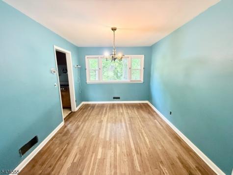 941 Cabot Avenue Union NJ 07083