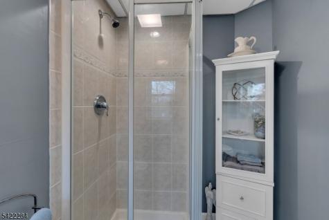 85 Larsen Road West Milford NJ 07480