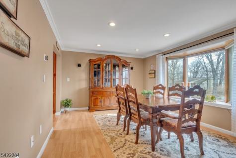 85 Larsen Road West Milford NJ 07480