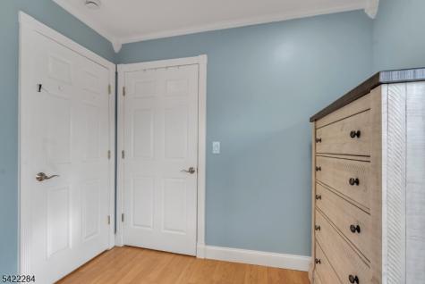 85 Larsen Road West Milford NJ 07480