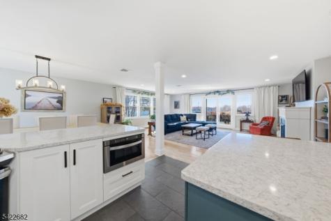 23 Edgemere Avenue Mount Arlington NJ 07856