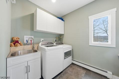 23 Edgemere Avenue Mount Arlington NJ 07856