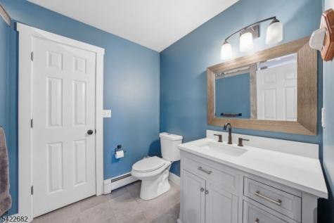 23 Edgemere Avenue Mount Arlington NJ 07856