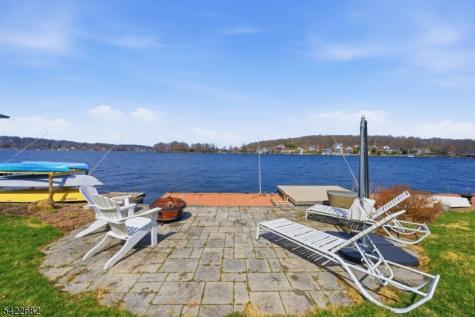23 Edgemere Avenue Mount Arlington NJ 07856