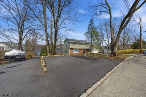 23 Edgemere Avenue Mount Arlington NJ 07856