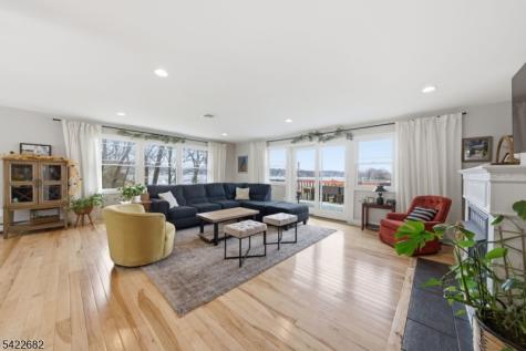 23 Edgemere Avenue Mount Arlington NJ 07856