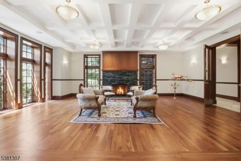 24 Douglass Avenue Bernardsville NJ 07924