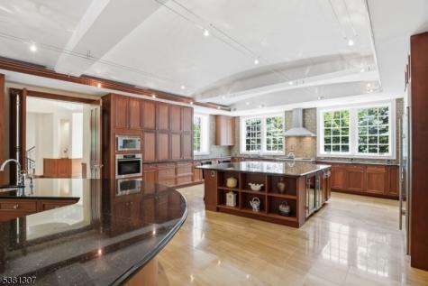 24 Douglass Avenue Bernardsville NJ 07924