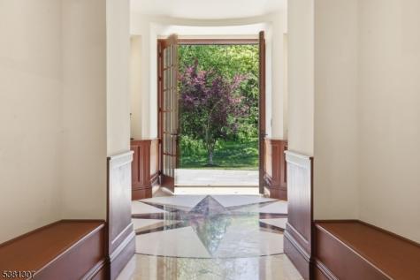 24 Douglass Avenue Bernardsville NJ 07924