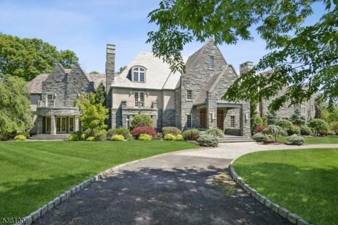 24 Douglass Avenue Bernardsville NJ 07924