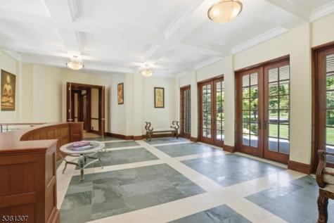 24 Douglass Avenue Bernardsville NJ 07924