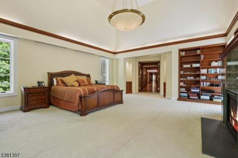 24 Douglass Avenue Bernardsville NJ 07924