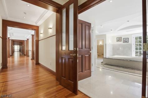 24 Douglass Avenue Bernardsville NJ 07924