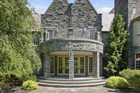 24 Douglass Avenue Bernardsville NJ 07924