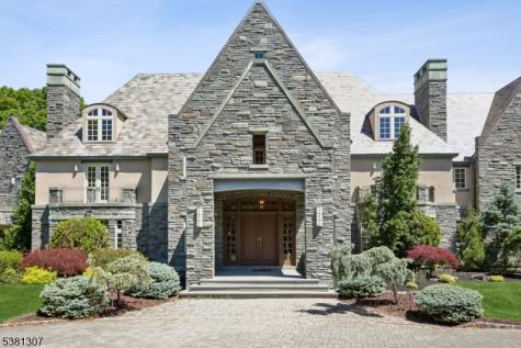 24 Douglass Avenue Bernardsville NJ 07924
