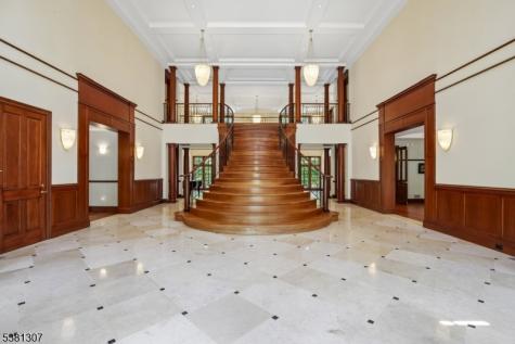 24 Douglass Avenue Bernardsville NJ 07924