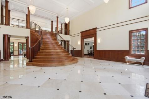 24 Douglass Avenue Bernardsville NJ 07924