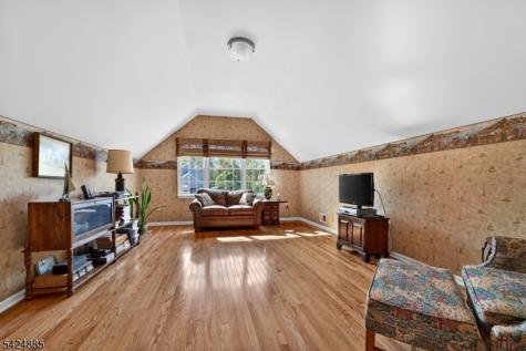 3 Indian Creek Road Alexandria NJ 08867