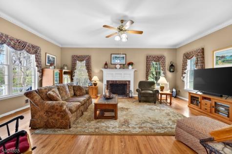 3 Indian Creek Road Alexandria NJ 08867