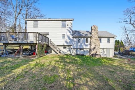 72 Hudson Drive West Milford NJ 07480