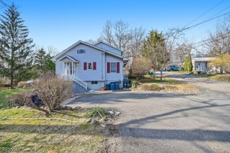 72 Hudson Drive West Milford NJ 07480