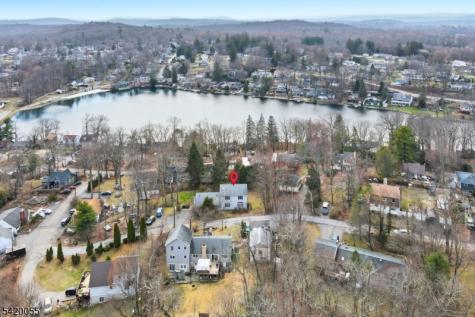 72 Hudson Drive West Milford NJ 07480