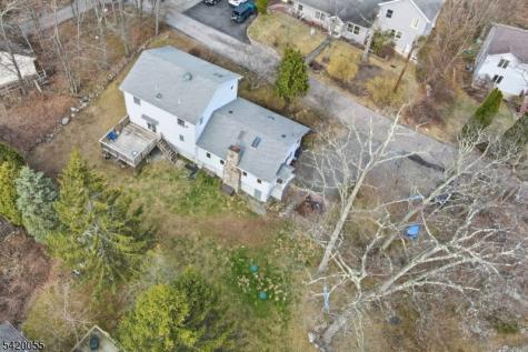 72 Hudson Drive West Milford NJ 07480