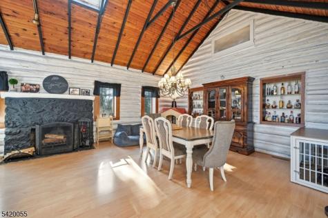 72 Hudson Drive West Milford NJ 07480