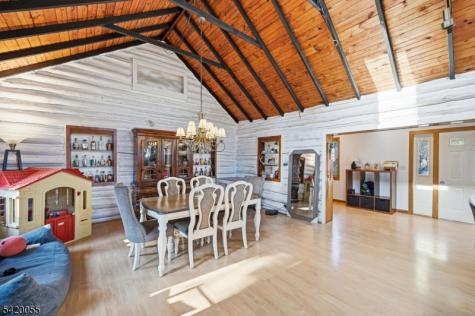 72 Hudson Drive West Milford NJ 07480