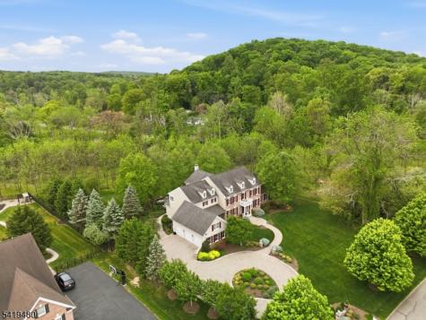 8 Ridgeline Drive Washington NJ 07853