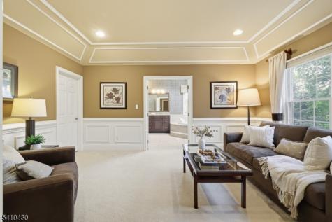 8 Ridgeline Drive Washington NJ 07853
