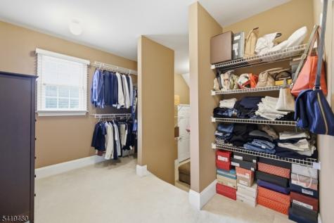8 Ridgeline Drive Washington NJ 07853