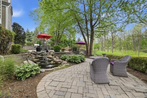 8 Ridgeline Drive Washington NJ 07853