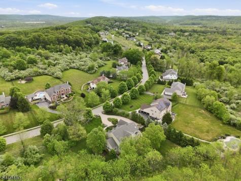 8 Ridgeline Drive Washington NJ 07853